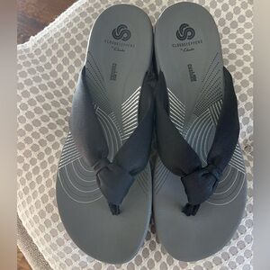 Black Clarks Cloud Steppers